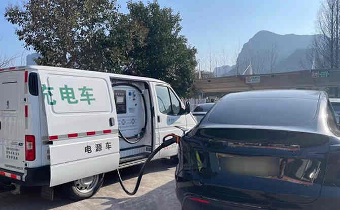 容城汽车搭电