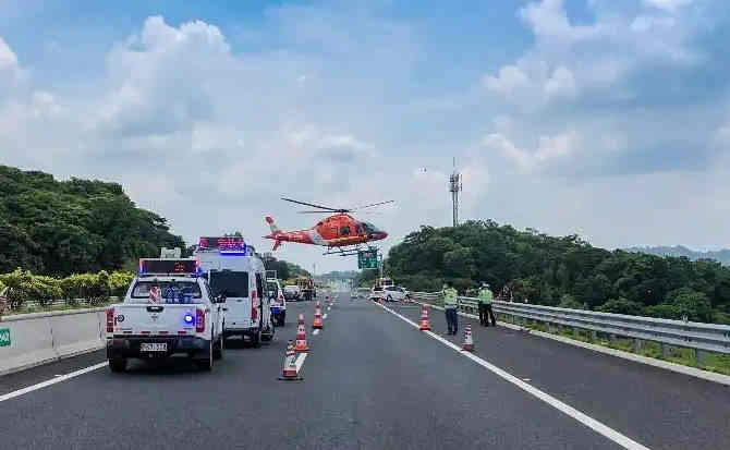 容城高速公路汽车救援案例
